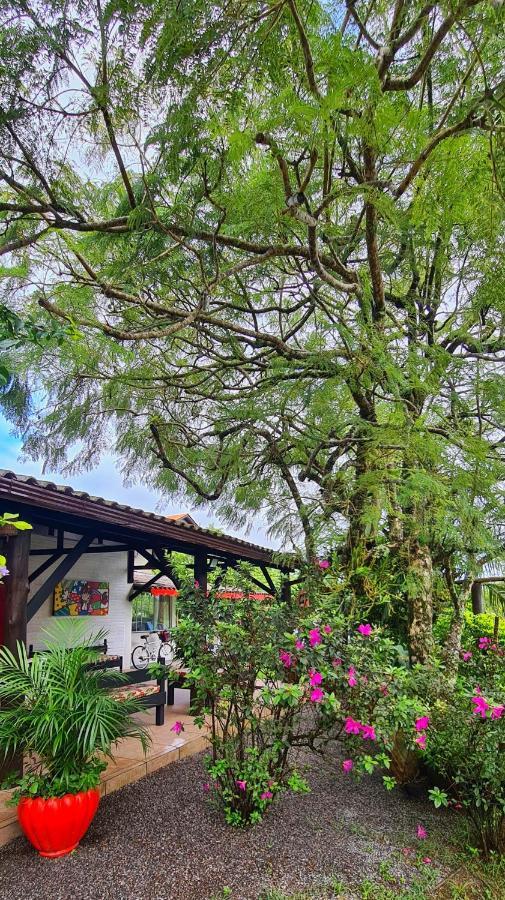 Pousada Areias Do Embau Guarda do Embaú Kültér fotó