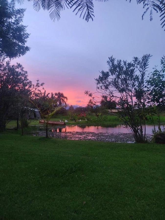 Pousada Areias Do Embau Guarda do Embaú Kültér fotó